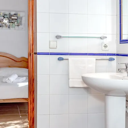 Amber Cala En Porter (Menorca)