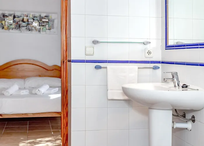 Amber Cala En Porter (Menorca)